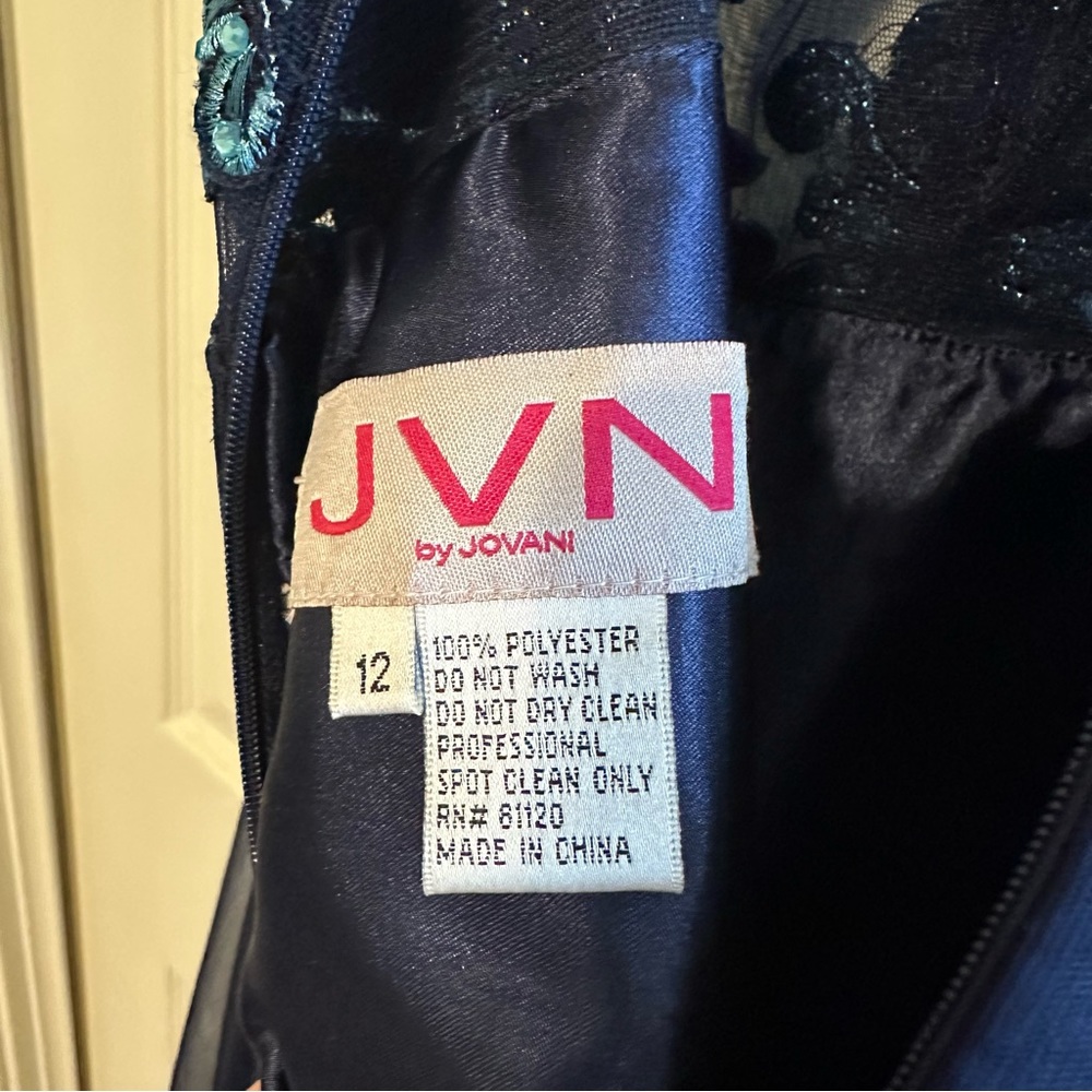 JVN by Jovani Dress - Picture 4 of 4